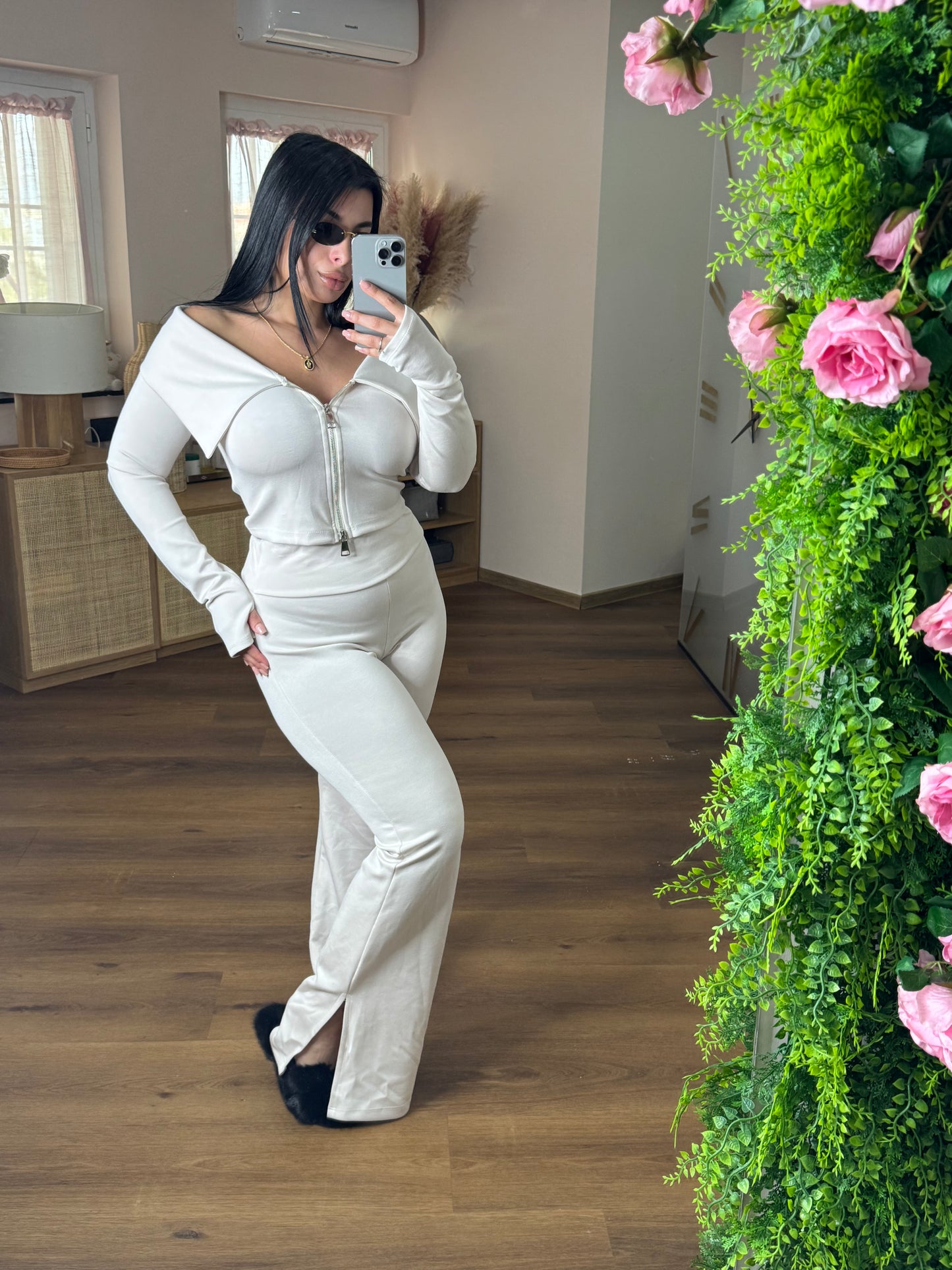 Set Noemi